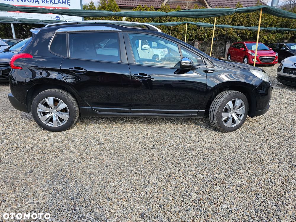 Peugeot 2008 PureTech 82 Style - 17