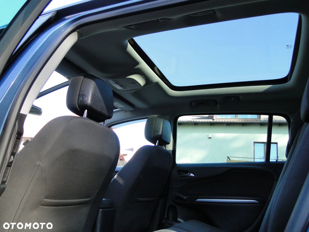 Opel Zafira Tourer 2.0 CDTI Innovation - 16