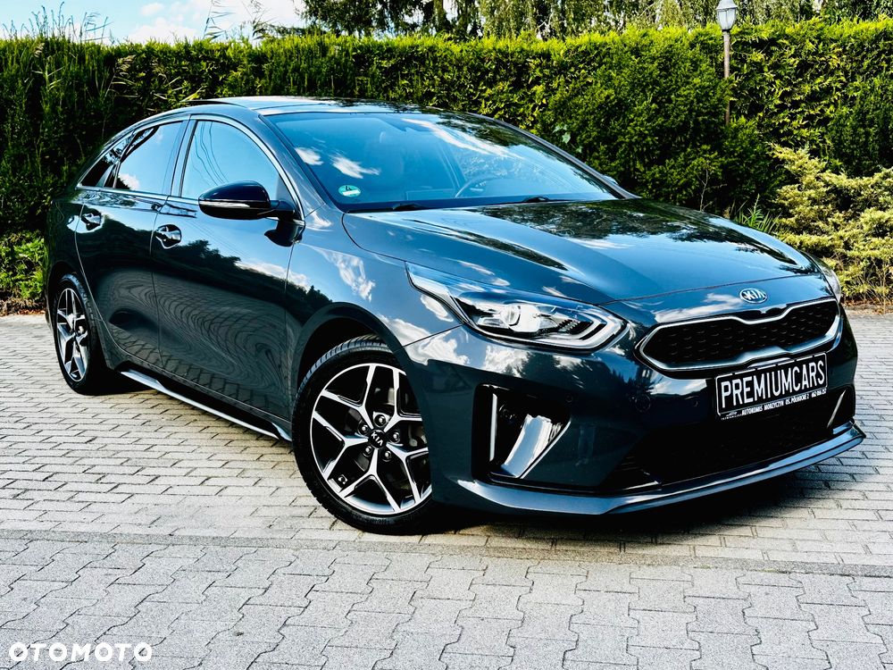 Kia ProCeed - 10