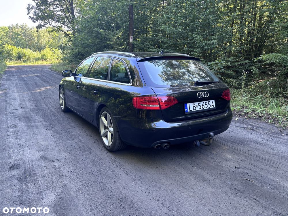 Audi A4 Avant - 5