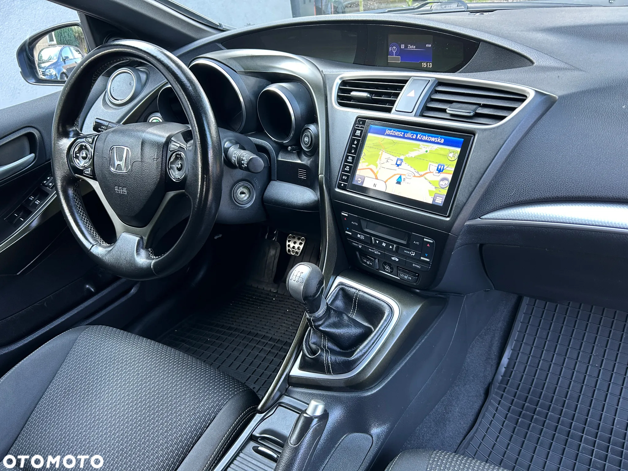 Honda Civic 1.8 i-VTEC S - 12