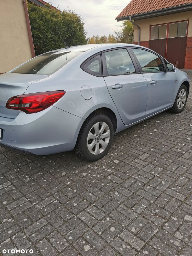 Opel Astra - 6