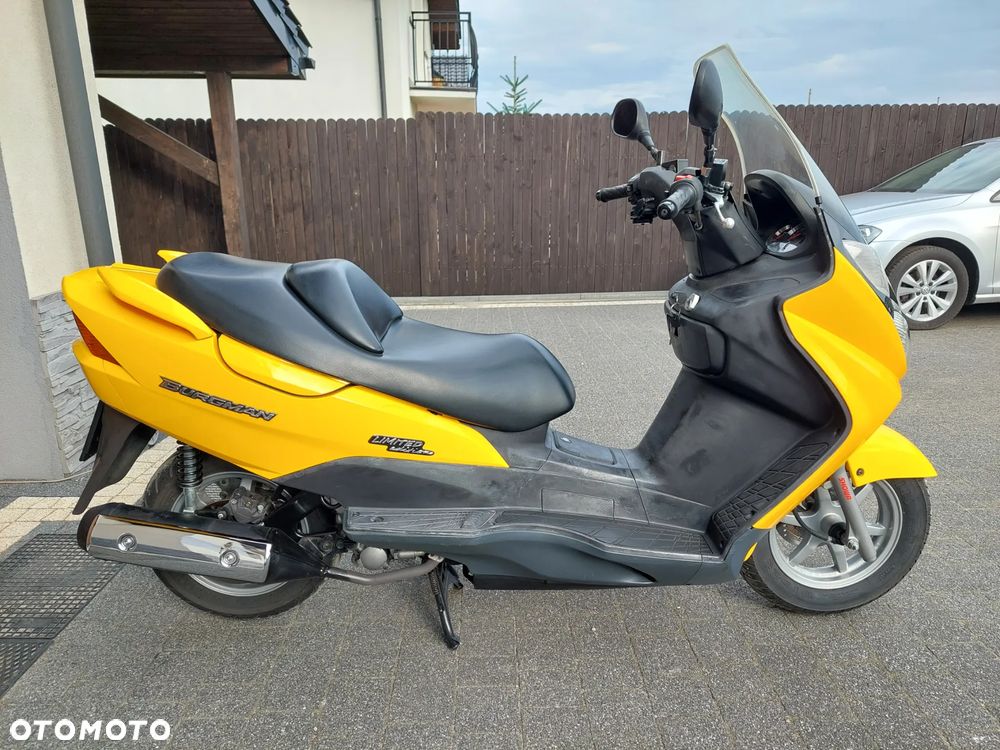 Suzuki Burgman - 4