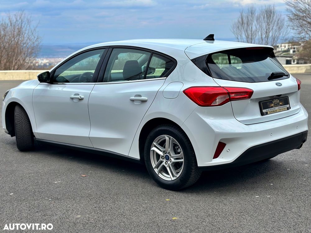 Ford Focus 1.0 EcoBoost Trend Edition - 3