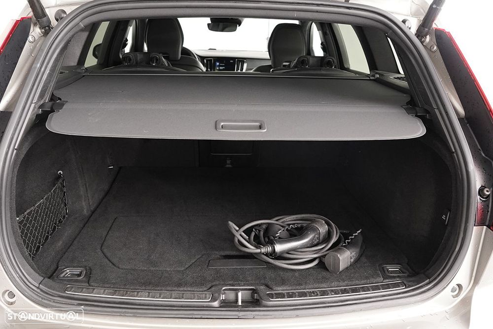 Volvo V60 2.0 T6 AWD TE R-Design - 26