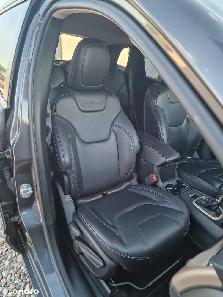 Jeep Cherokee 3.2 V6 Pentastar Active Drive I Automatik Limited - 24