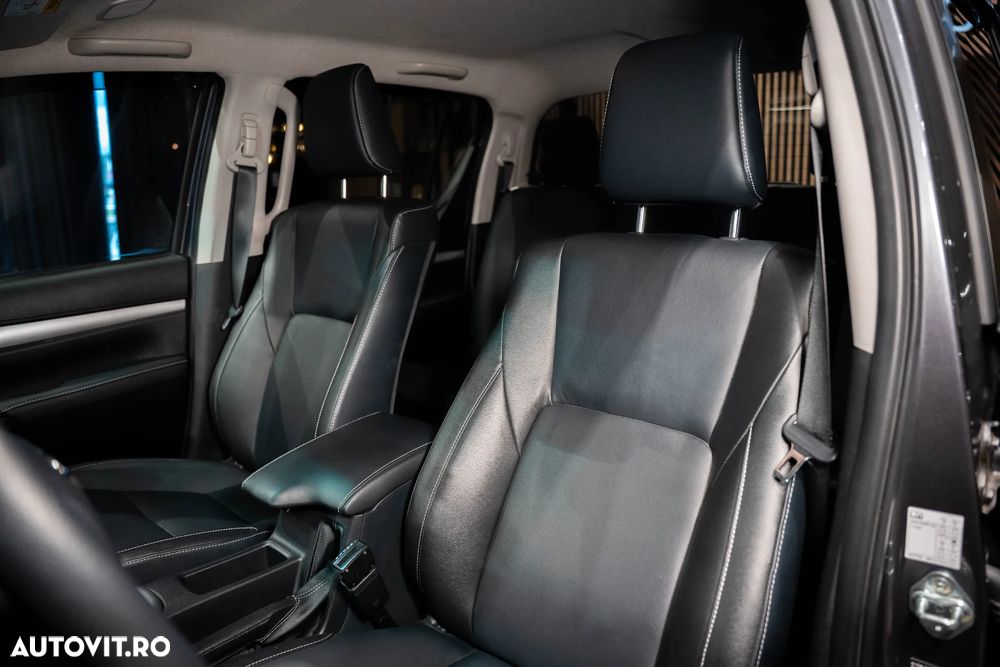 Toyota Hilux 2.4D 150CP 4x4 Double Cab AT Executive - 28
