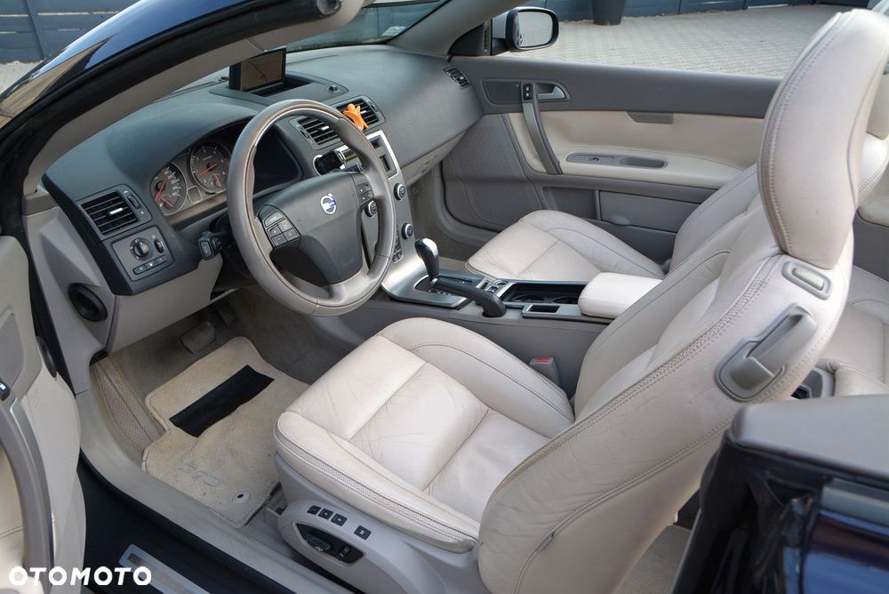 Volvo C70 2.4D5 Summum - 26