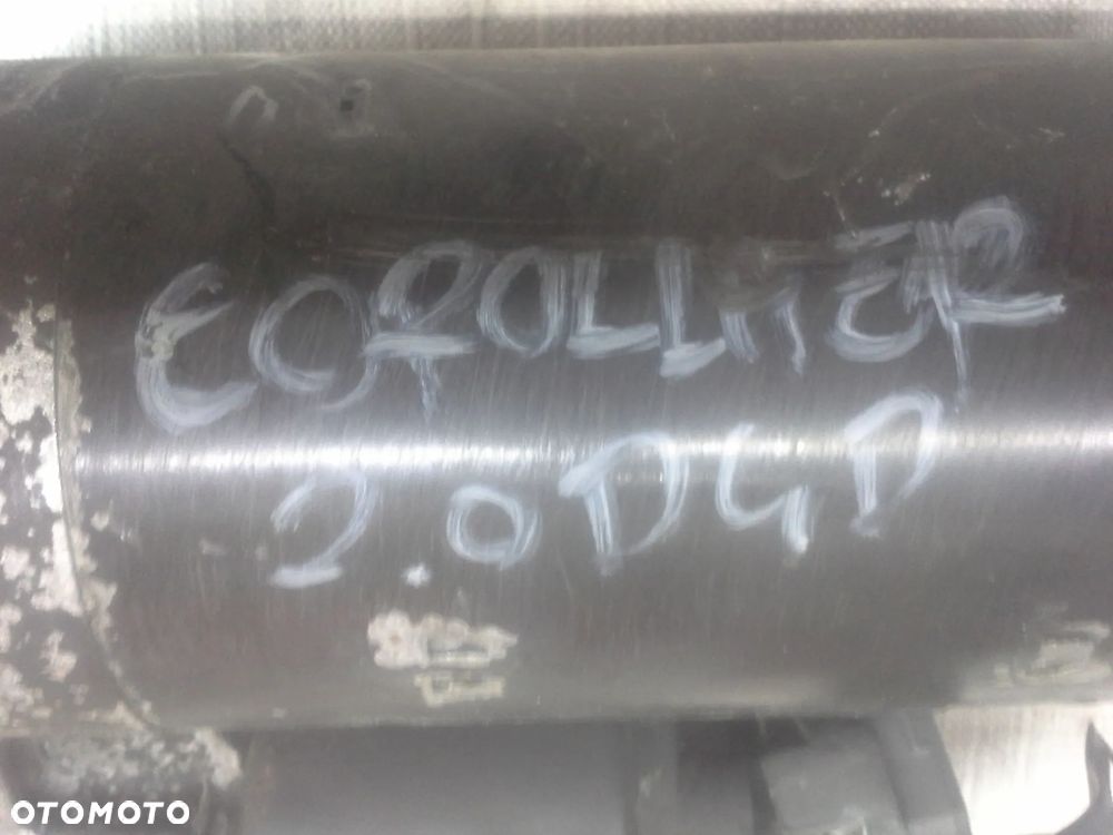 Toyota Corolla E12 2.0 D4D rozrusznik Bosch 0001110132  28100-00010 - 3