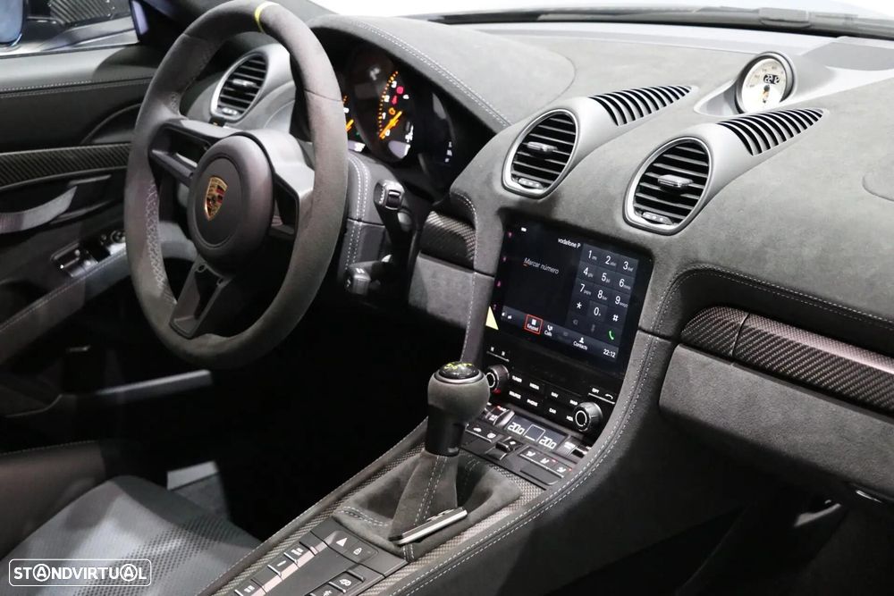 Porsche 718 Cayman - 34
