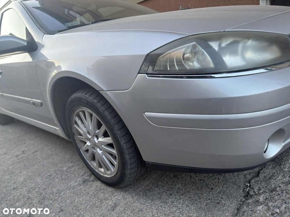 Renault Laguna 2.0 Pack Authentique - 8