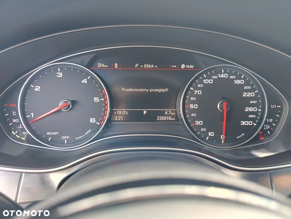 Audi A6 Avant - 32
