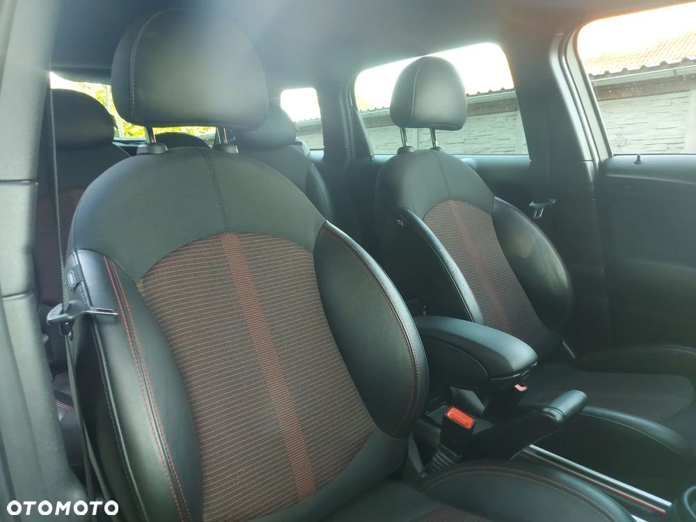 MINI Countryman Cooper SD ALL4 - 24