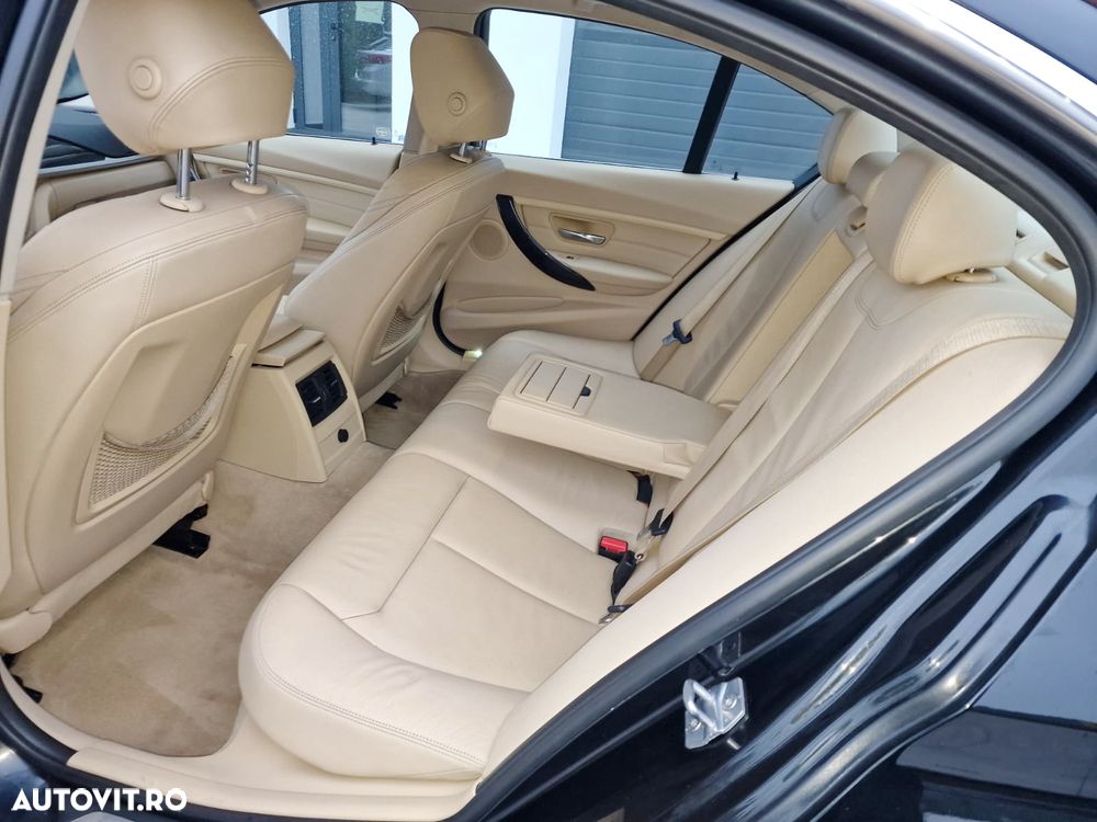 BMW Seria 3 320d Aut. Blue Performance Luxury Line - 18