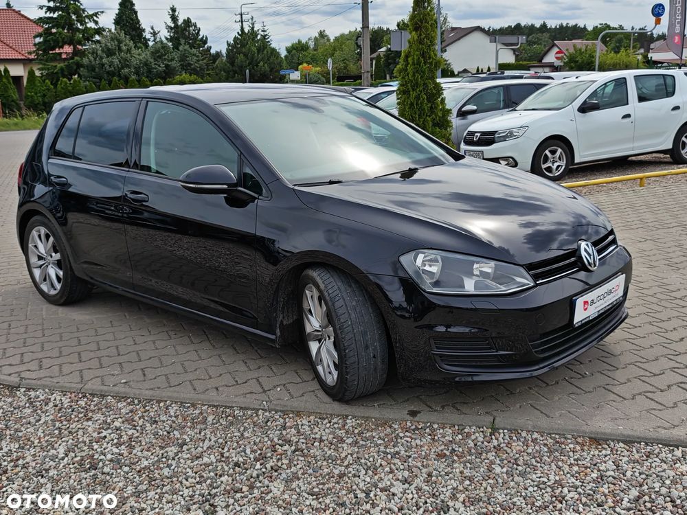 Volkswagen Golf 1.2 TSI BMT Comfortline - 12
