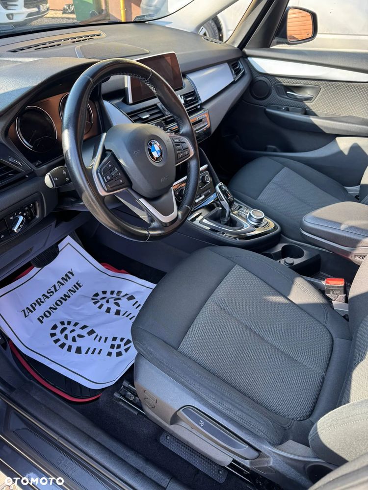 BMW Seria 2 218i Advantage - 9