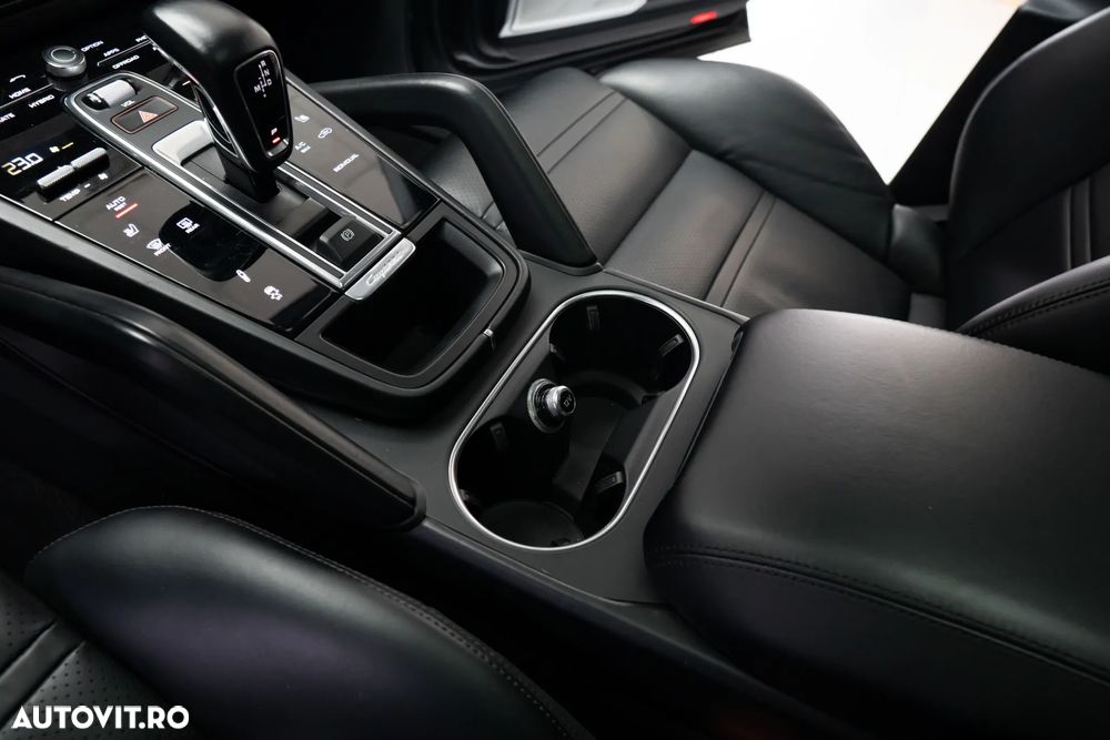 Porsche Cayenne S - 14