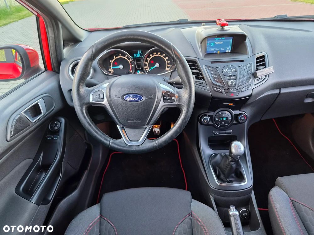 Ford Fiesta 1.0 EcoBoost STart-Stop ST-LINE - 30