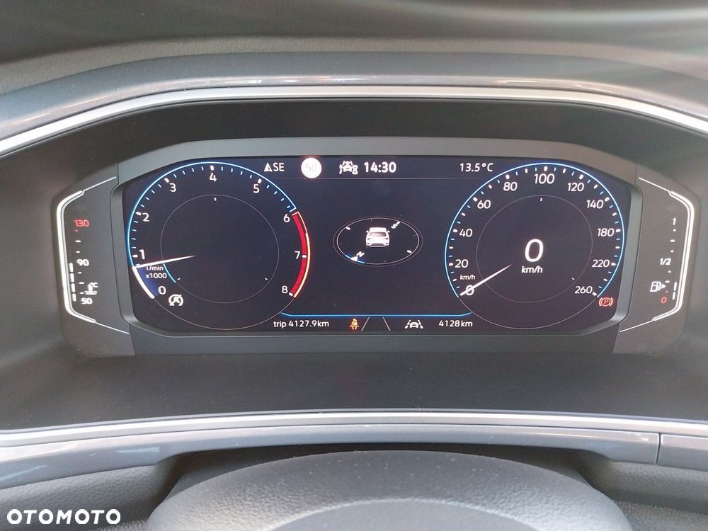 Volkswagen T-Roc - 16