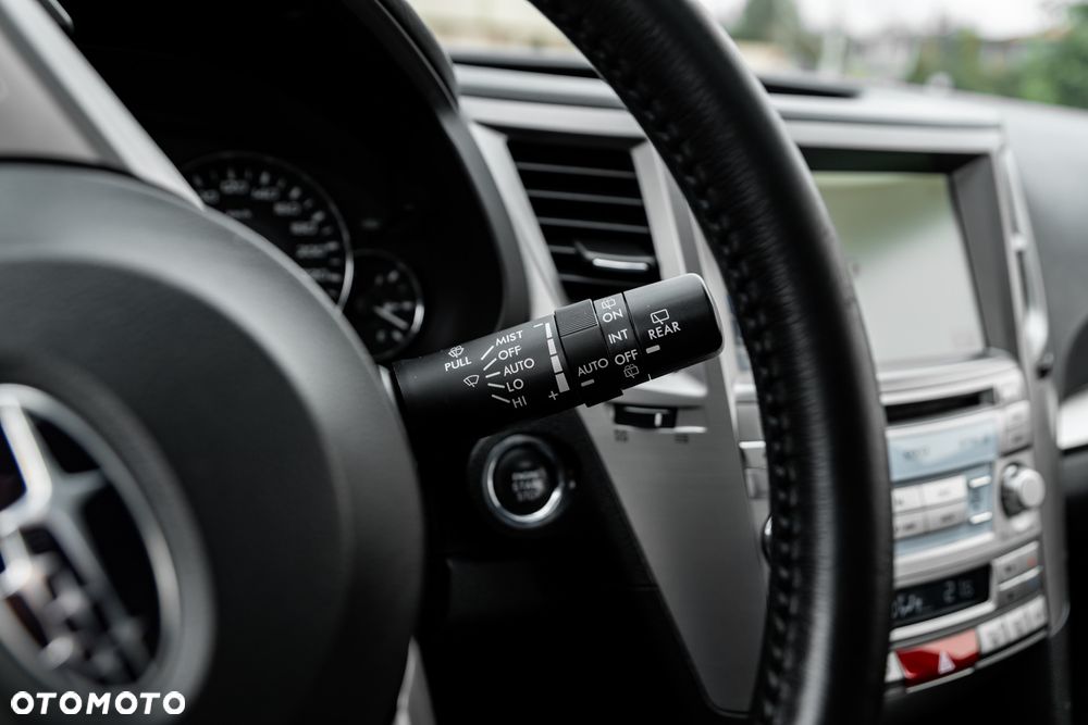 Subaru Outback 2.5i Comfort AT - 35