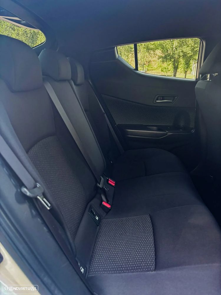 Toyota C-HR 1.8 HSD Comfort+P.Style - 21