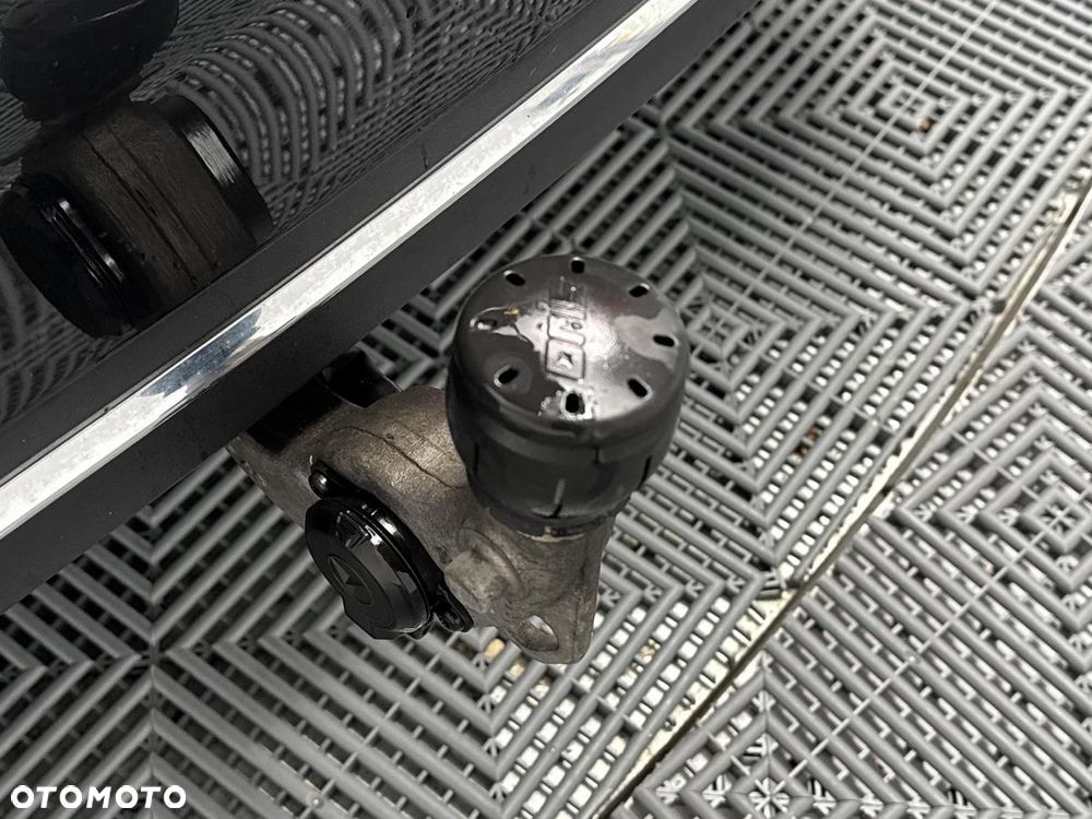 Mercedes-Benz Klasa C 200 d mHEV Avantgarde - 23