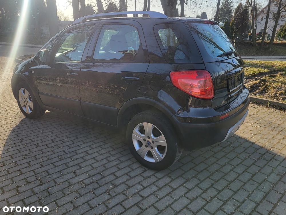 Fiat Sedici 1.6 16V 4x4 Luxury - 4