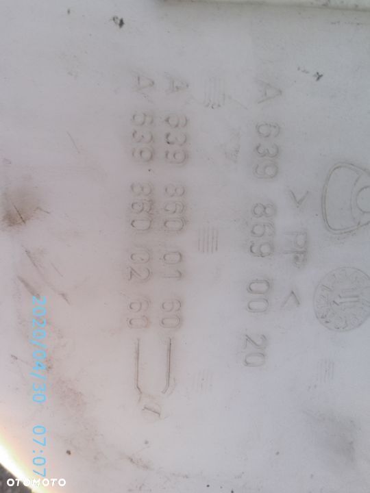 MERCEDES VIANO VITO  W639 ZBIORNIK SPRYSKIWACZY XENON Numer katalogowy części: A6398690020 - 2