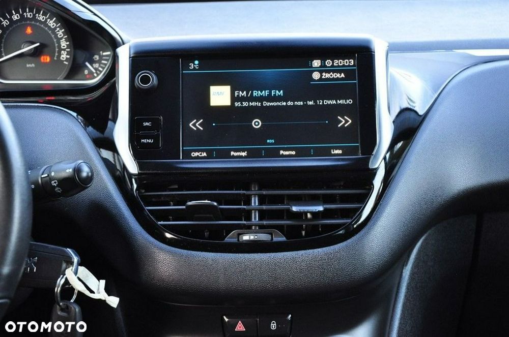 Peugeot 208 PureTech 82 Stop & Start Signature - 36