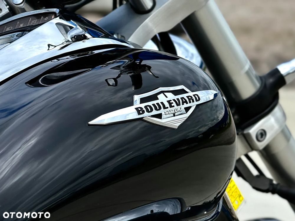 Suzuki Boulevard - 12