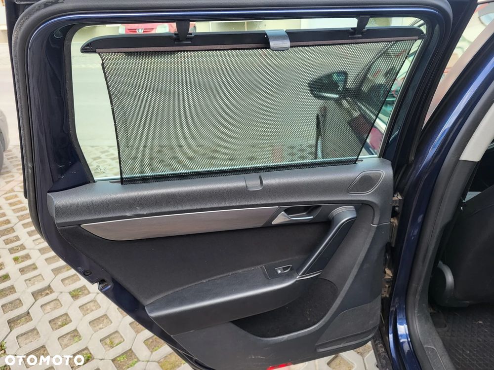 Volkswagen Passat 2.0 TDI Highline - 20