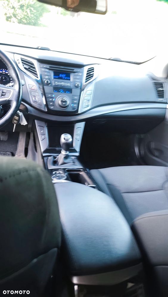 Hyundai i40 Kombi 1.7 CRDi Premium - 21