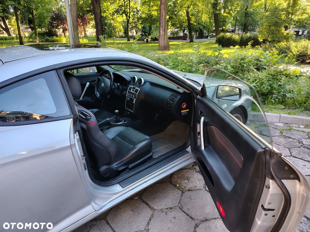 Hyundai Coupe - 17