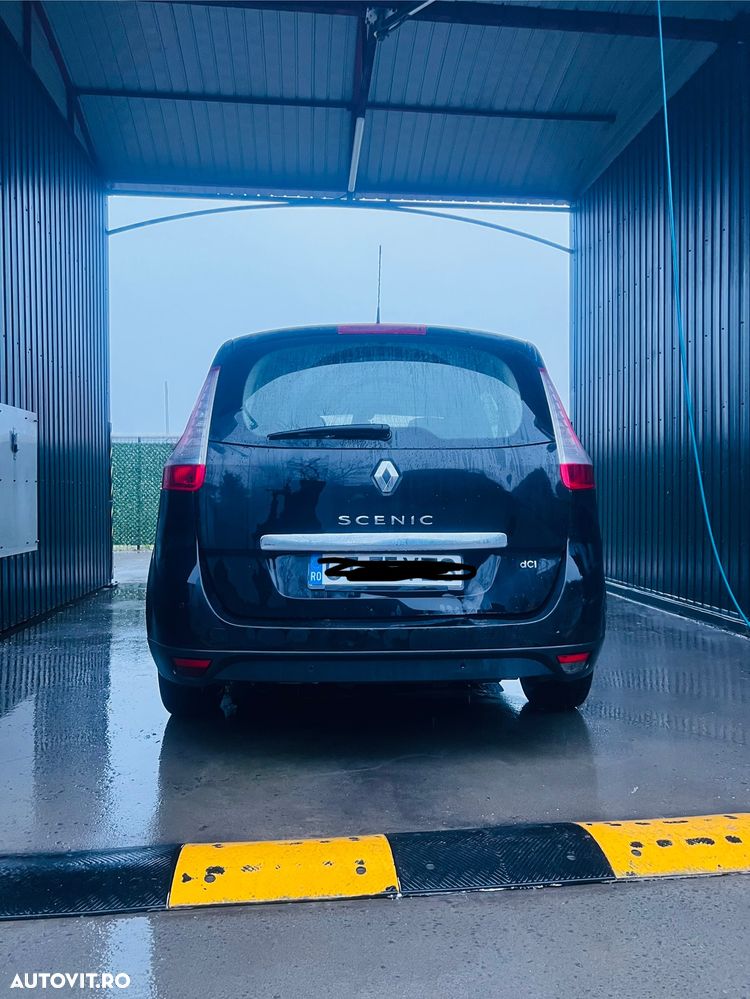 Renault Grand Scenic - 5