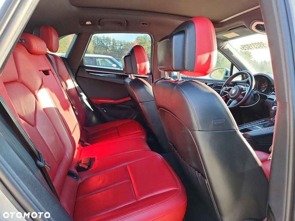 Porsche Macan Standard - 13