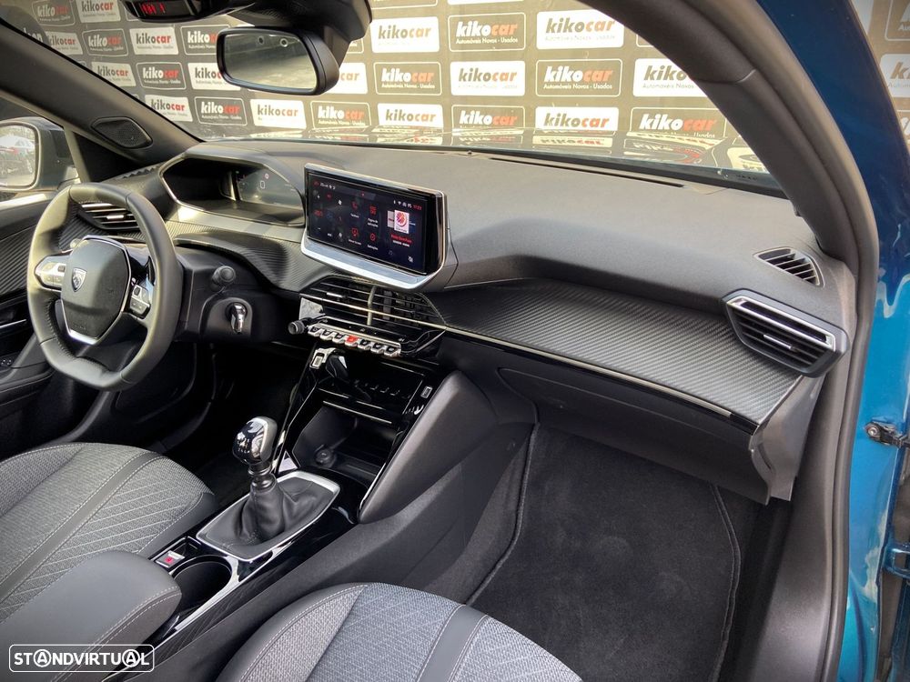 Peugeot 2008 1.2 PureTech Allure - 21