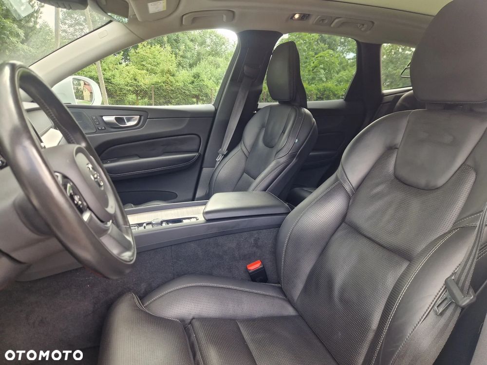Volvo XC 60 B5 D AWD Geartronic Momentum - 30