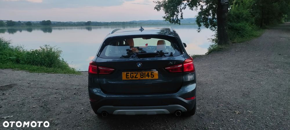 BMW X1 xDrive20d - 10