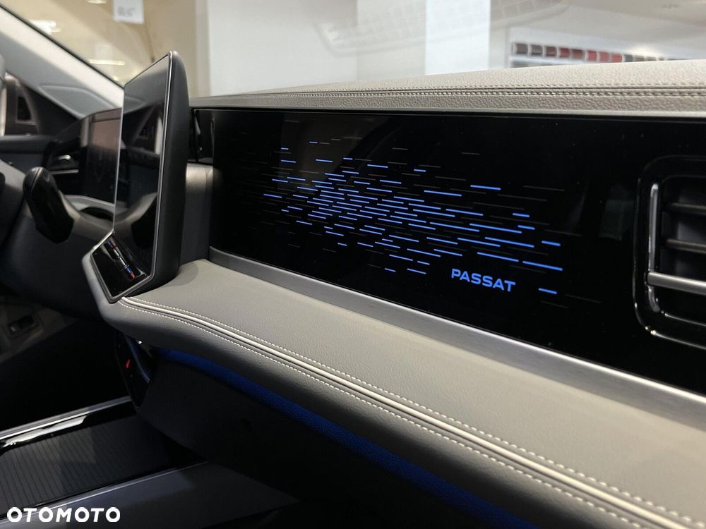 Volkswagen Passat - 15