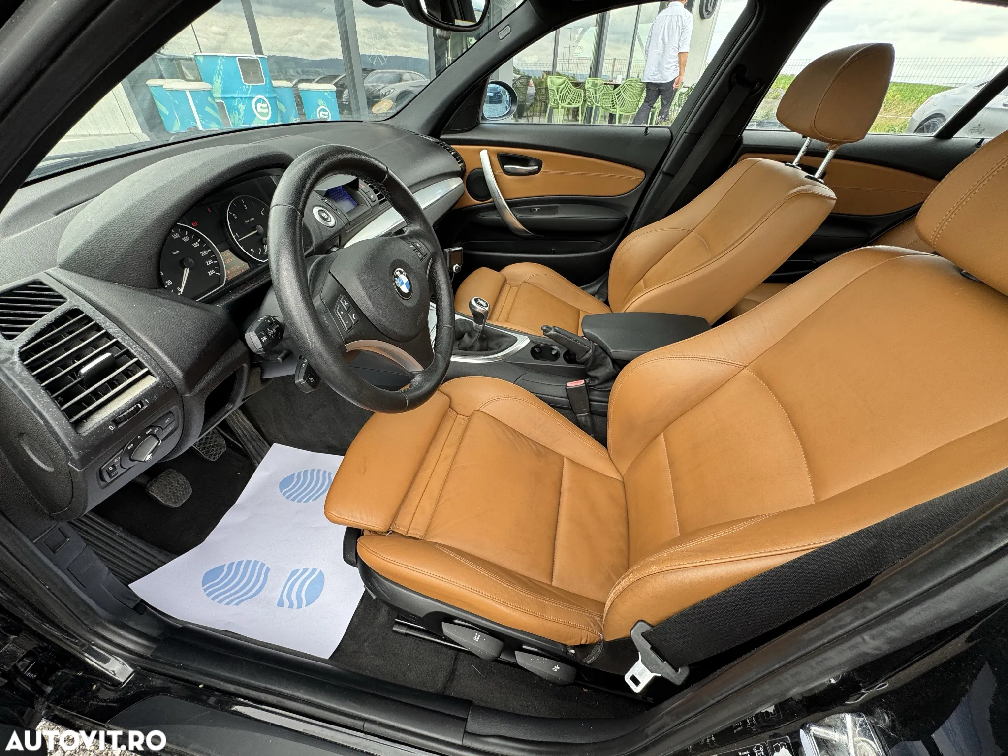 BMW Seria 1 118d - 11