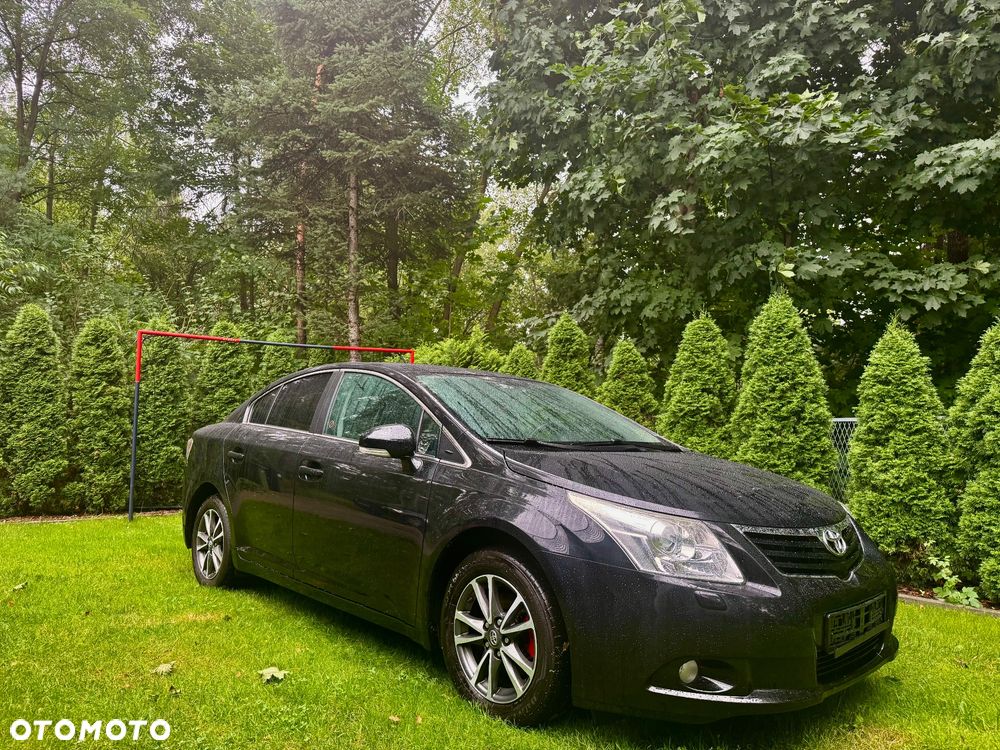Toyota Avensis 1.6 Luna - 2