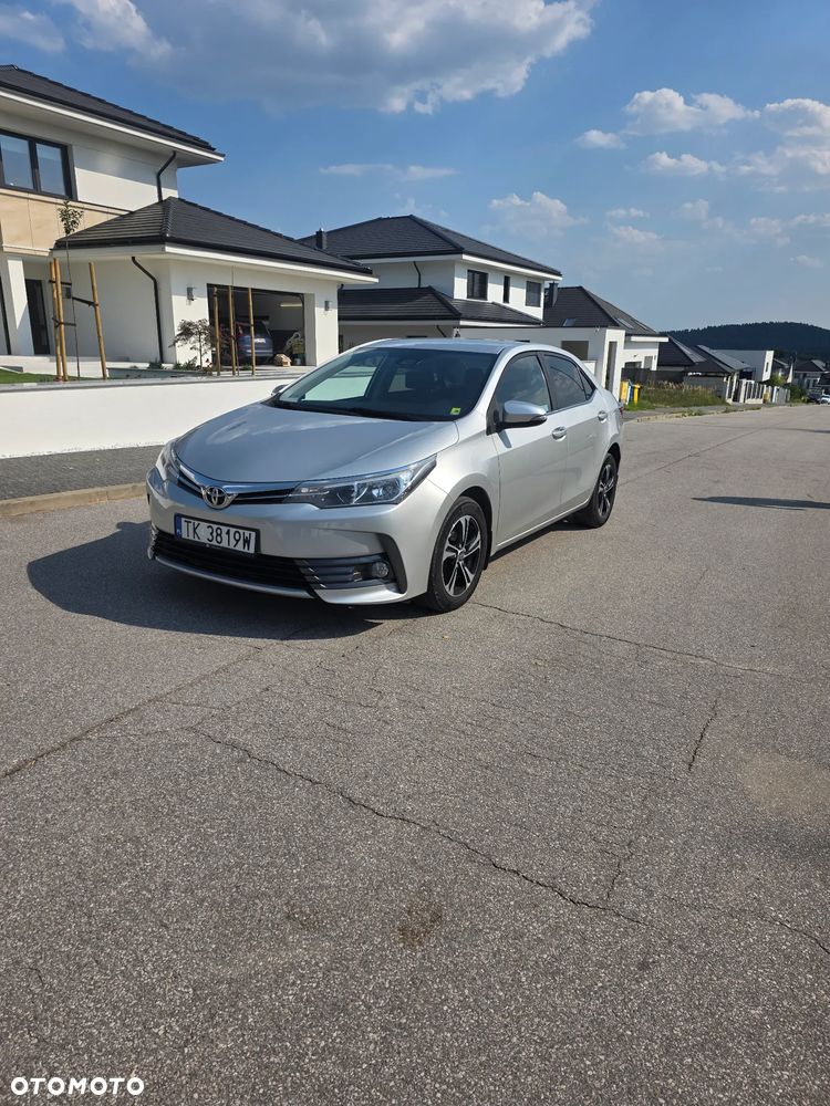 Toyota Corolla 1.6 Comfort - 1