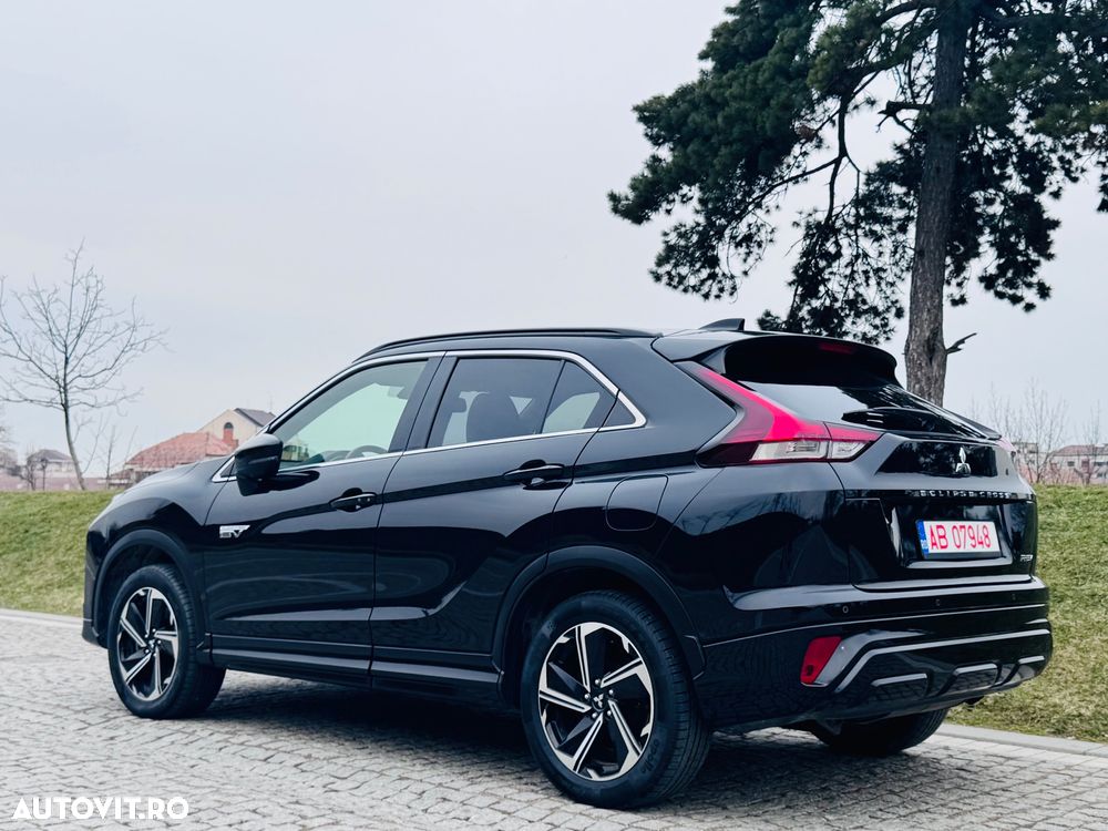 Mitsubishi Eclipse-Cross - 3