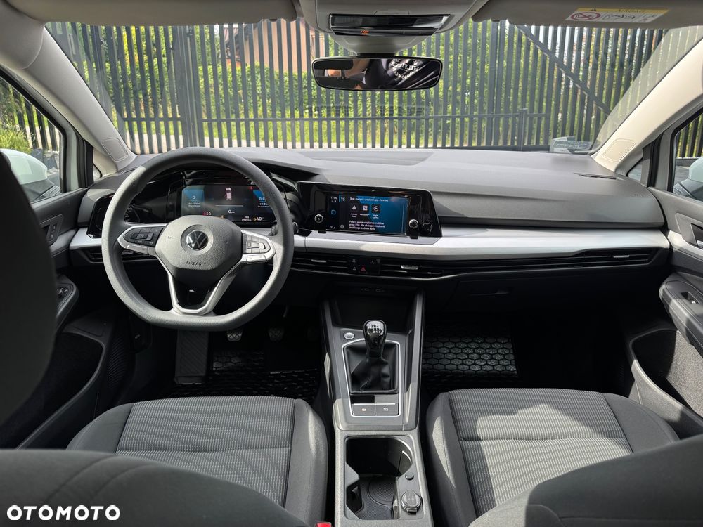 Volkswagen Golf - 23
