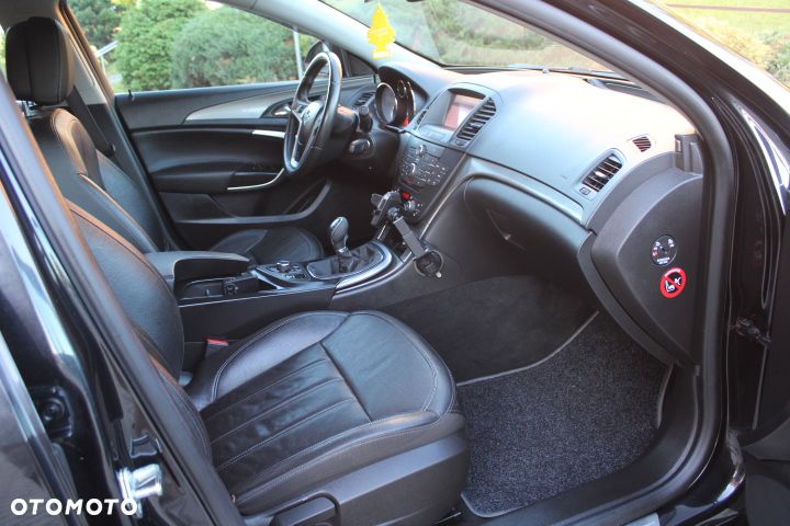 Opel Insignia 2.0 CDTI - 26