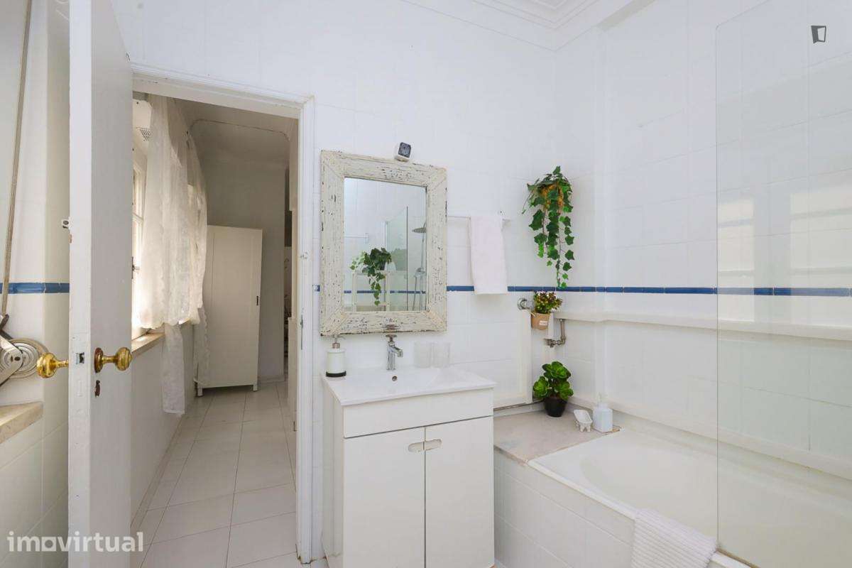 Apartamento com 3 quartos - localizado em Avenida da Liberdade Lisbon - Grande imagem: 2/60