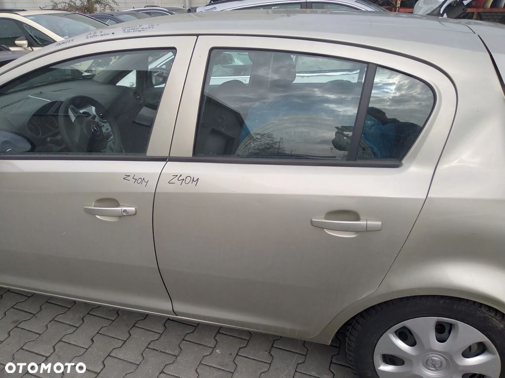 Opel Corsa D Maska Drzwi Tył Tylnie Lewe Kolor Z40M - 1