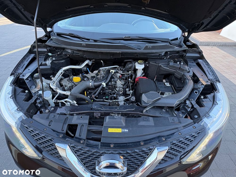 Nissan Qashqai 1.2 DIG-T N-Vision - 30