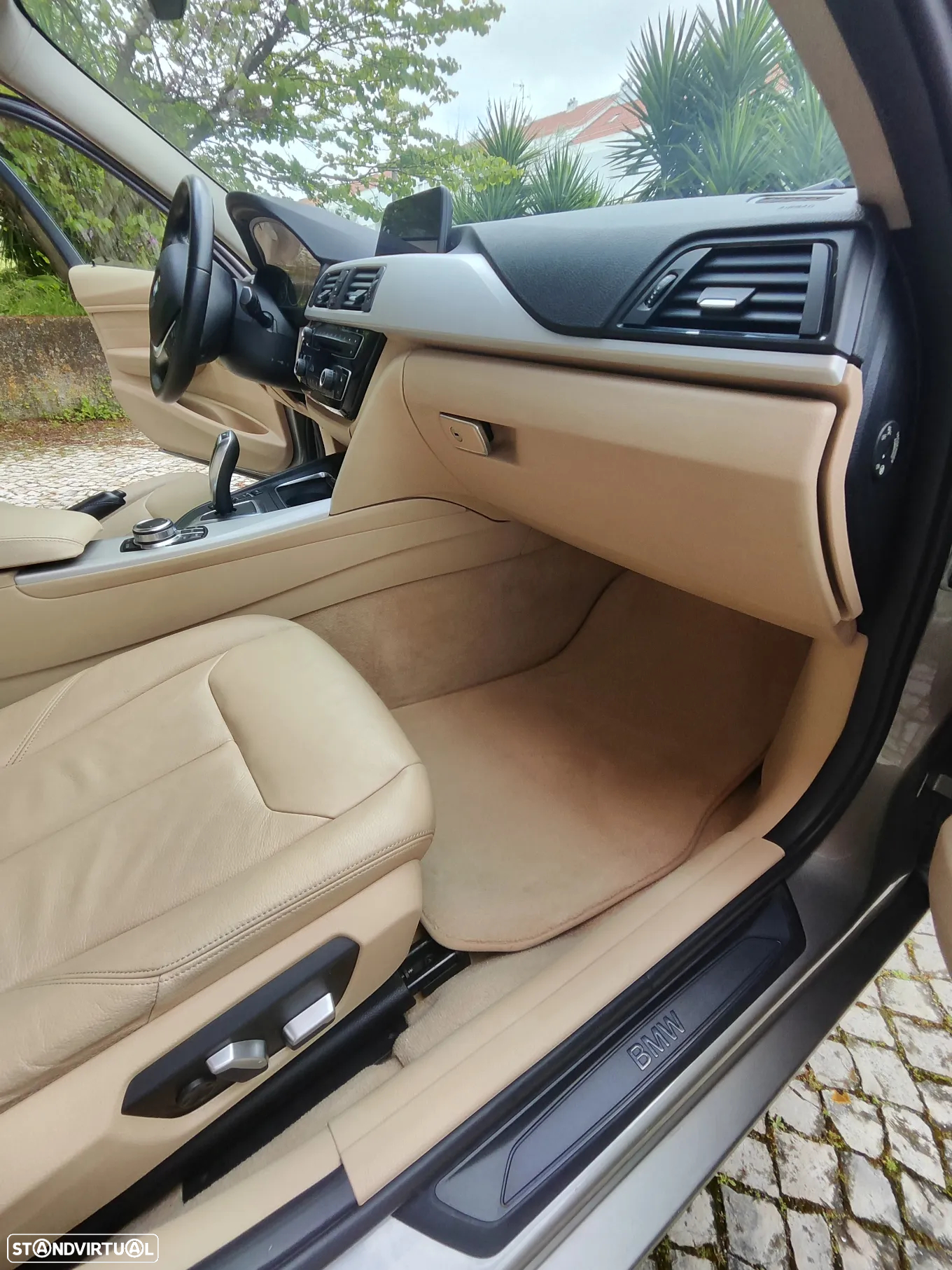 BMW 318 d Touring Line Luxury Auto - 12