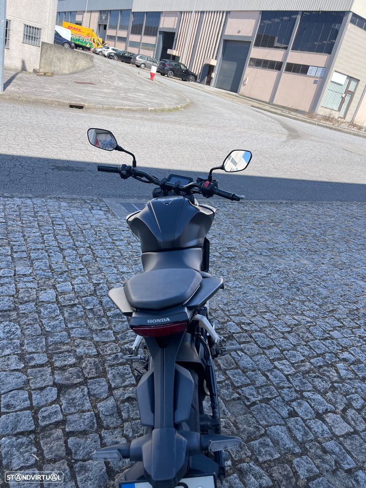 Honda CB CB125R - 4